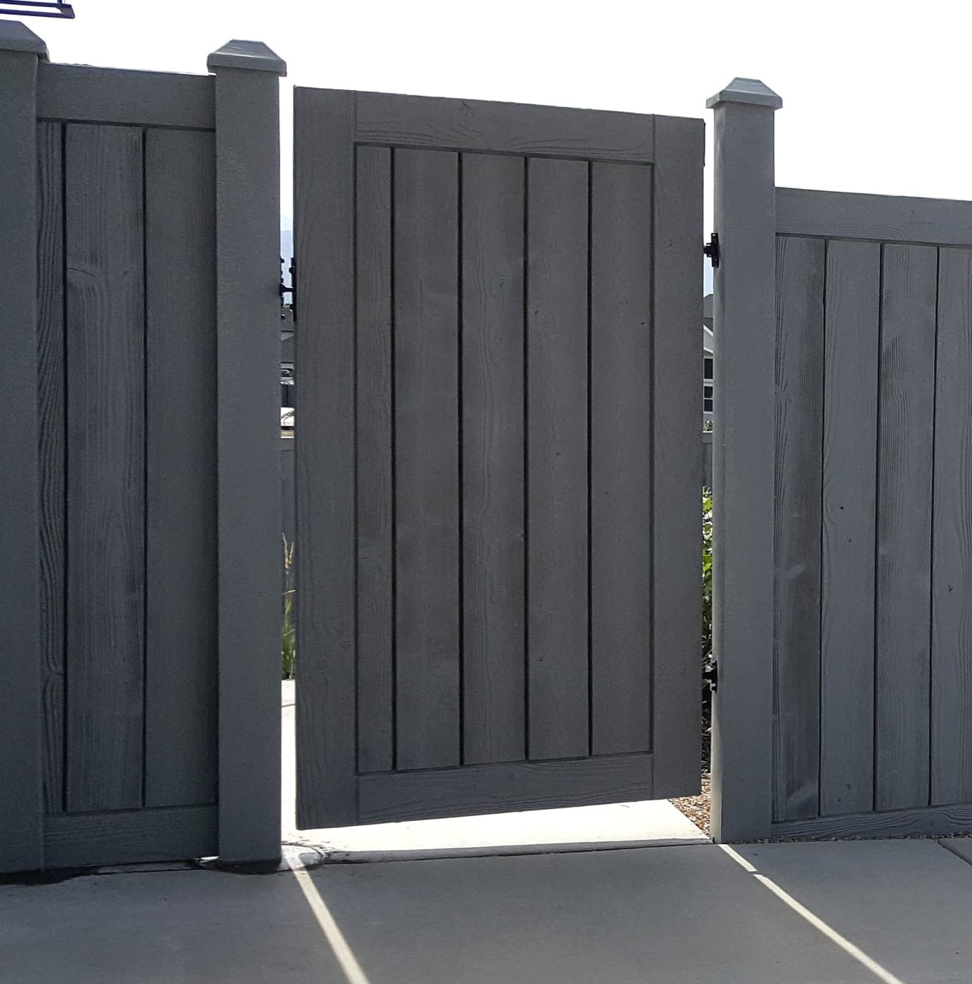 4-Foot Metal Gate