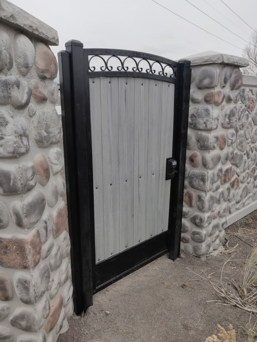 Bent Top Ornamental Gate