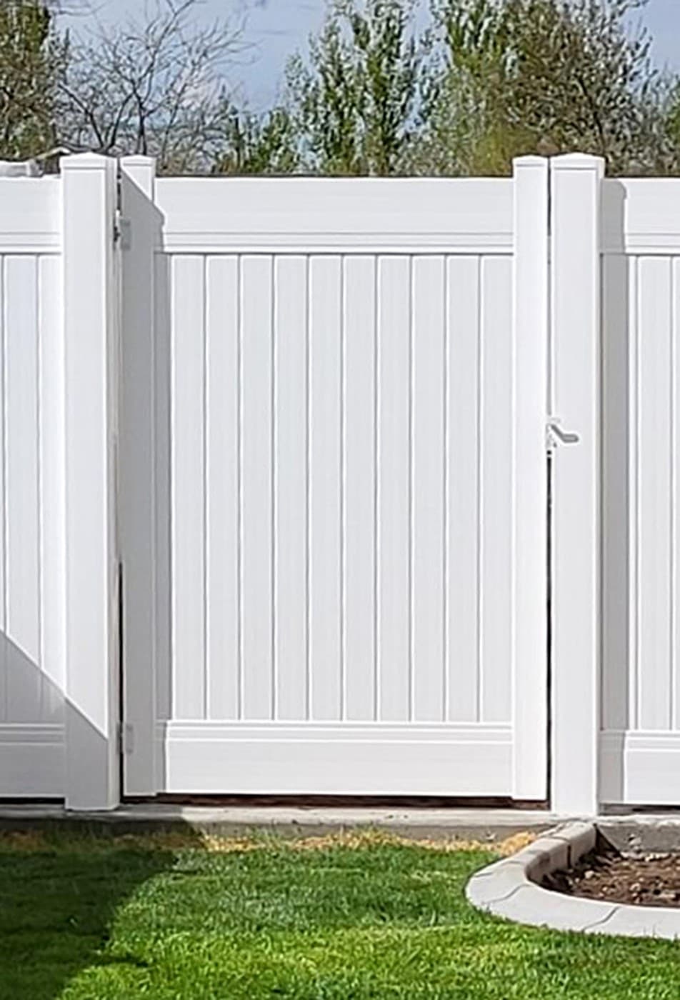 4-Foot Vinyl Gate