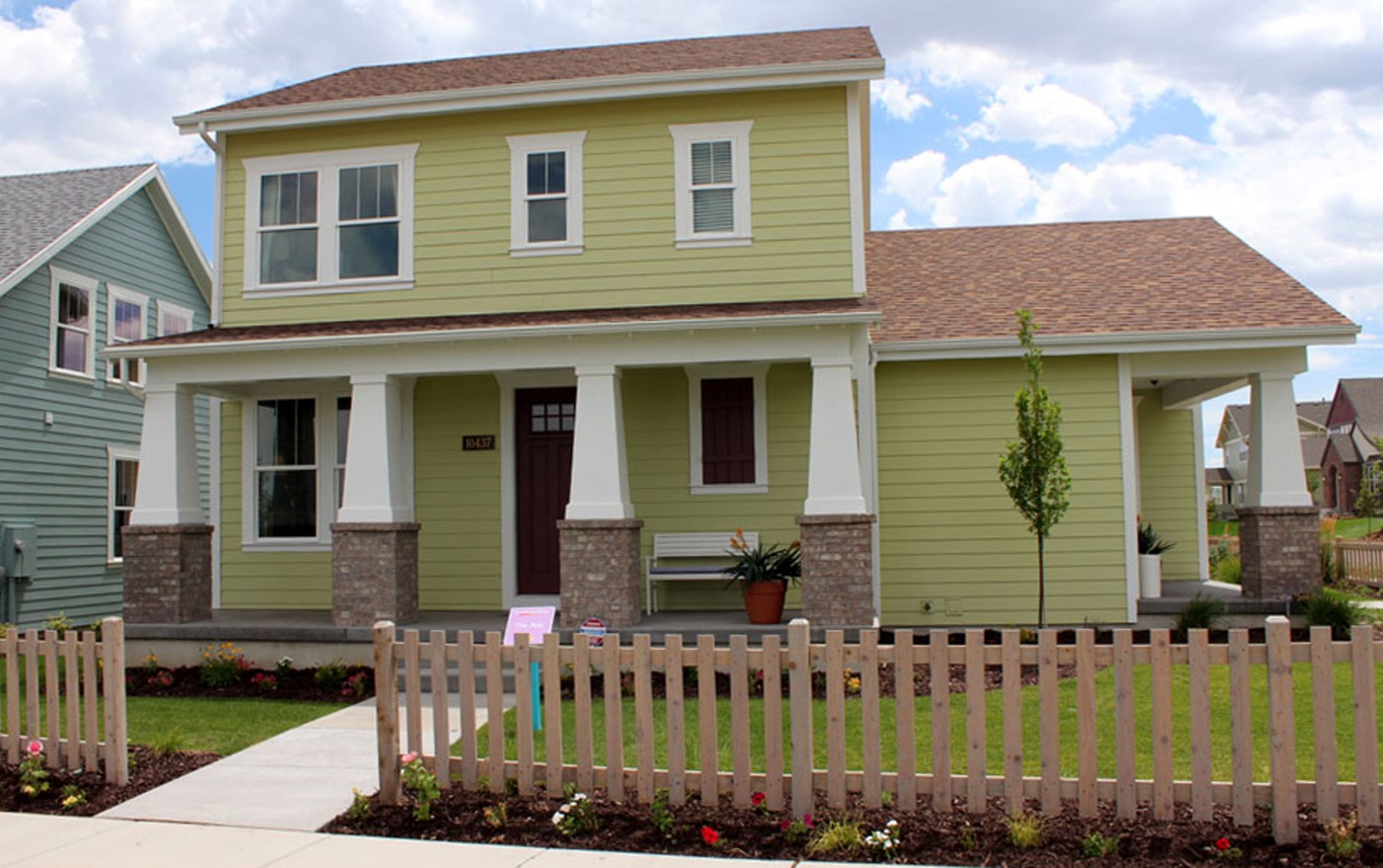 3-Foot Cedar Picket Fence