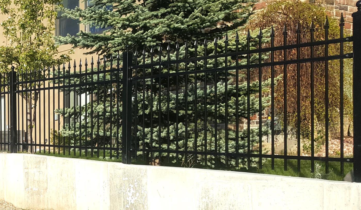 4-Foot Ornamental Iron Fence