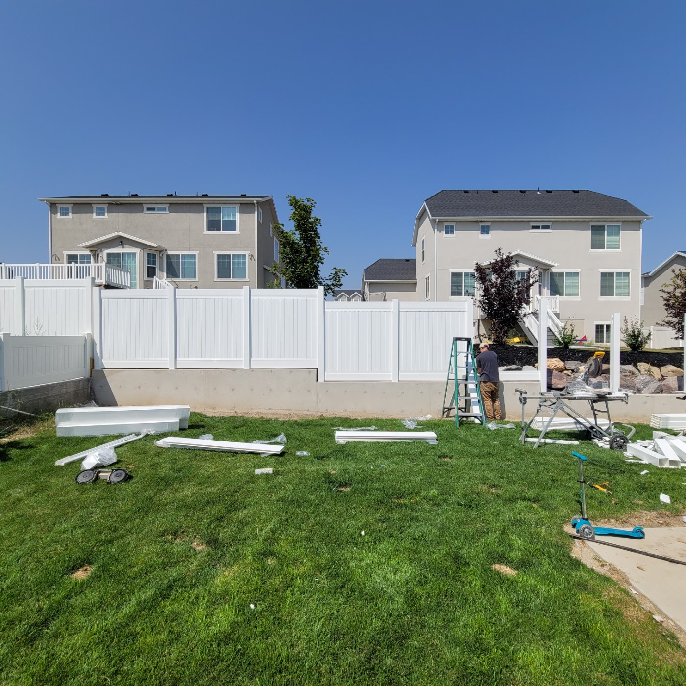 Tall Retaining Wall for Landscape