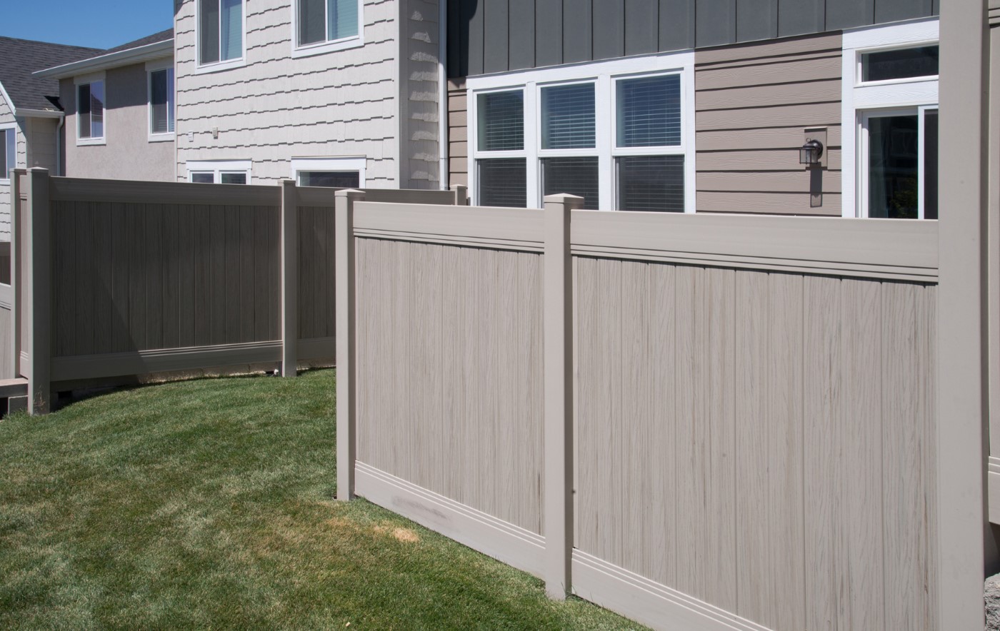 Vinyl Fence in Clay and Mesquite Finish