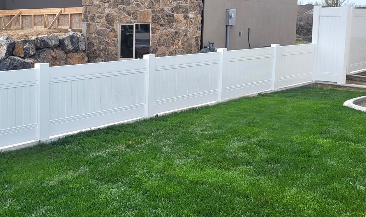 3-Foot Vinyl Privacy Fence